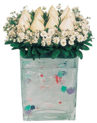  Balıkesir çiçekçi mağazası  7 adet beyaz gül cam yada mika vazo tanzim