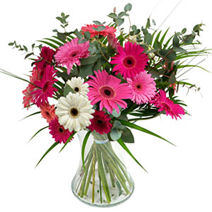 15 adet gerbera ve vazo çiçek tanzimi  Balıkesir online çiçek gönderme sipariş 