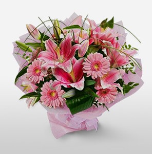 1 dal kazablanka ve kır çiçek görsel buketi  Balıkesir internetten çiçek satışı 