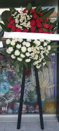 Cenaze çiçeği cenaze çiçek modelleri  Balıkesir çiçek siparişi sitesi 