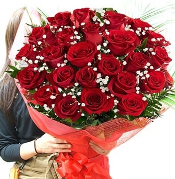 Kız isteme çiçeği buketi 33 adet kırmızı gül  Balıkesir çiçek gönderme sitemiz güvenlidir 